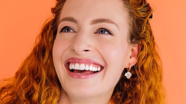 The Wiggles’ Emma Watkins Passes The Torch To New Yellow Wiggle Tsehay Hawkins – Exclusive Interview