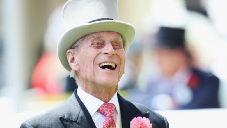 Le prince Philip rit