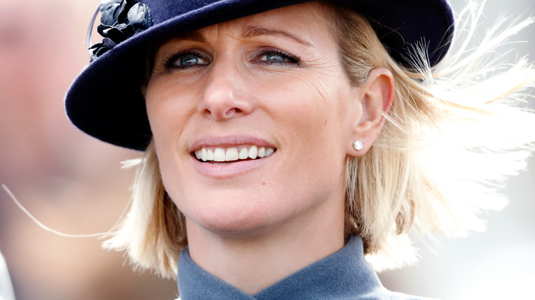 Zara Tindall souriante 