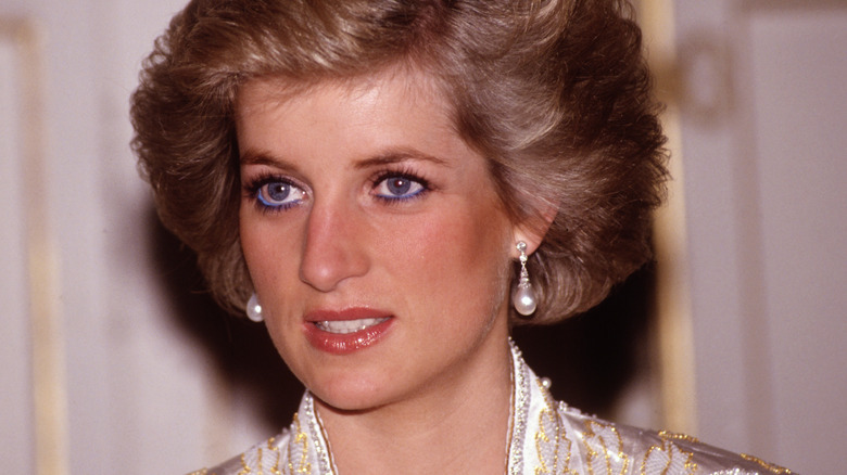 La princesse Diana posant 