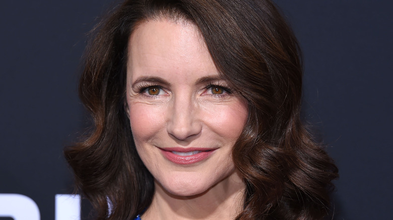 Kristin Davis posant en 2019