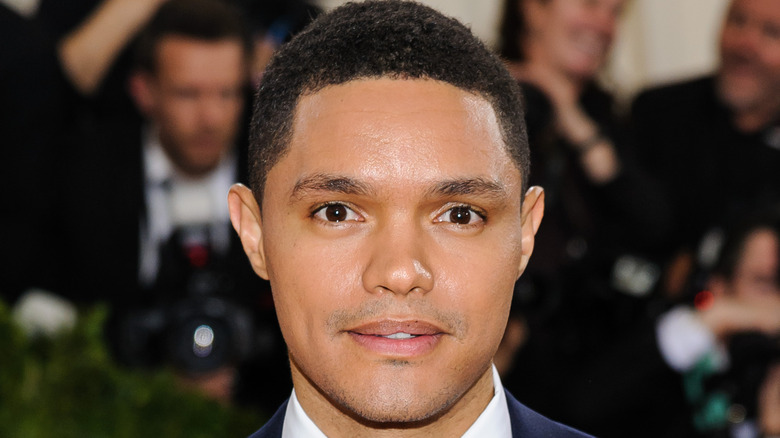 Trevor Noah sur le tapis rouge