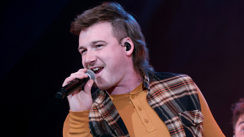 Morgan Wallen chantant