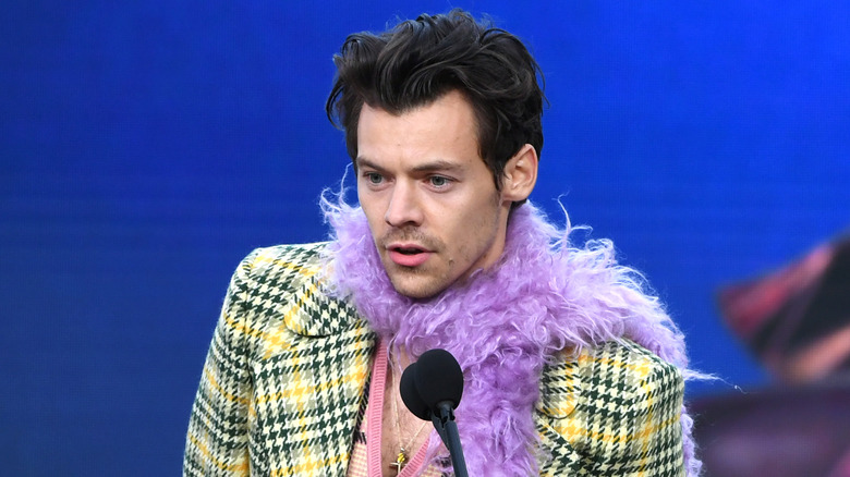 Harry Styles sur scène aux Grammy Awards