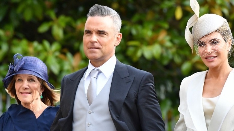 Robbie Williams avec sa femme et sa belle-mère