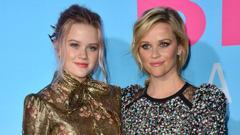 Reese Witherspoon et Ava Phillippe posent 