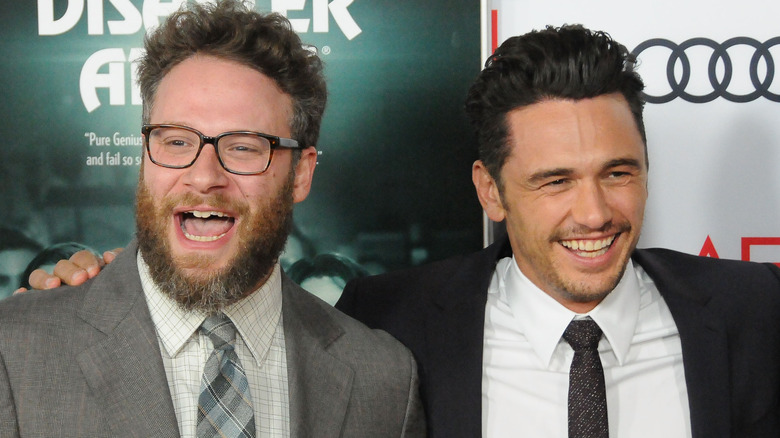 Seth Rogen et James Franco souriant