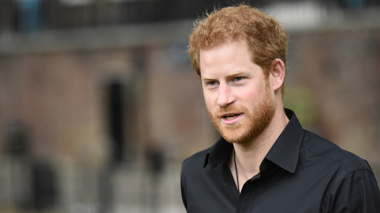 Le prince Harry parle