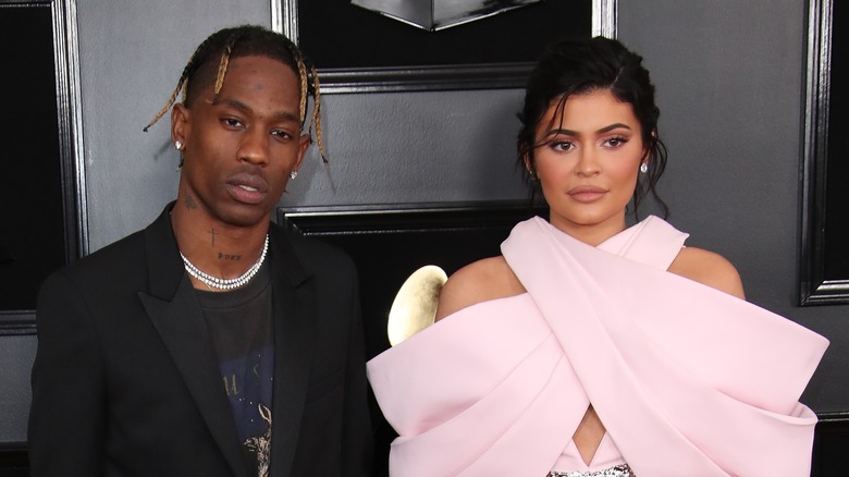 Travis Scott et Kylie Jenner sur le tapis rouge