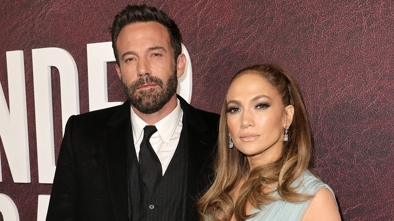 Ben Affleck et Jennifer Lopez sur le tapis rouge