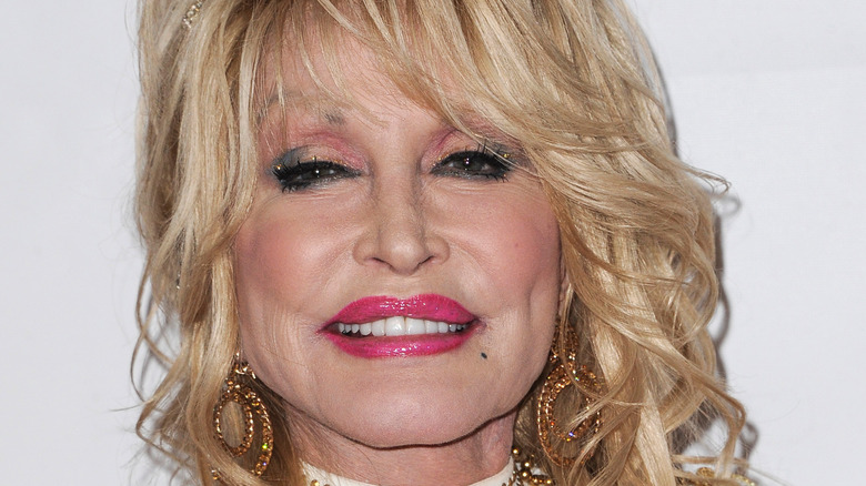 Dolly Parton vient de battre plus de records