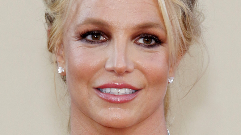 Jamie Spears mène sa bataille juridique avec Britney encore plus Messier