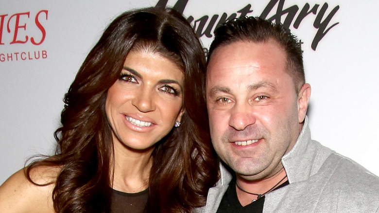 Teresa Giudice et Joe Giudice posant ensemble