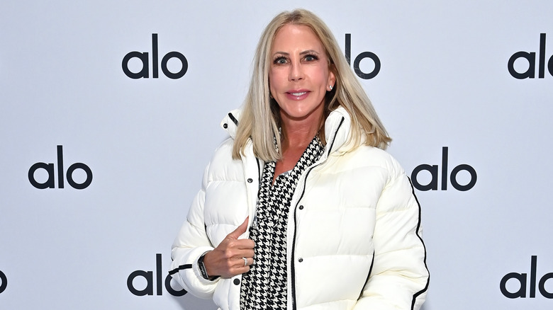 Vicki Gunvalson assiste au Jour 2 d'Alo House Winter 2021