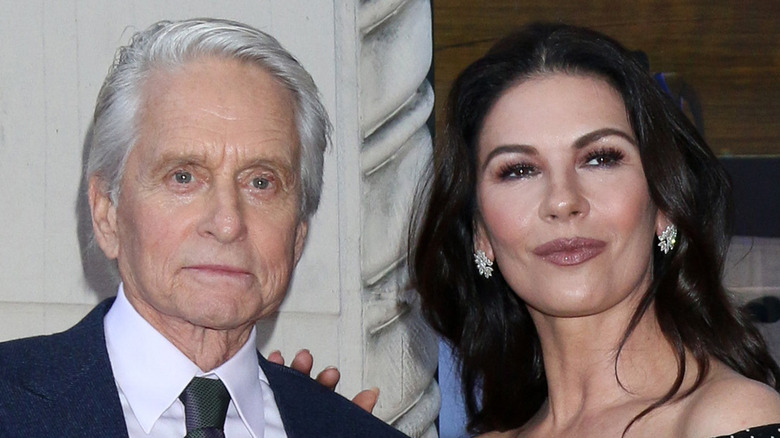 Michael Douglas et Catherine Zeta-Jones posent