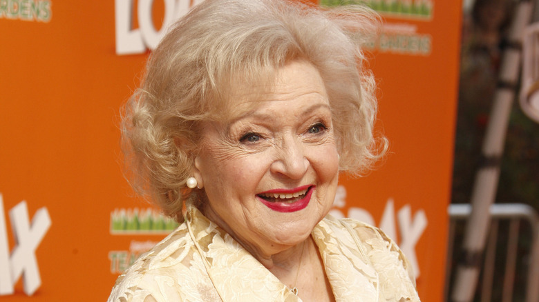 Betty White souriante