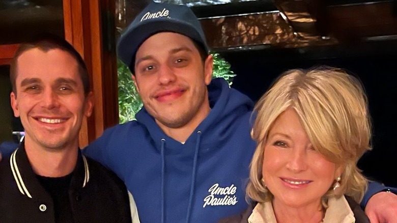 Antoni Porowski, Pete Davidson et Martha Stewart