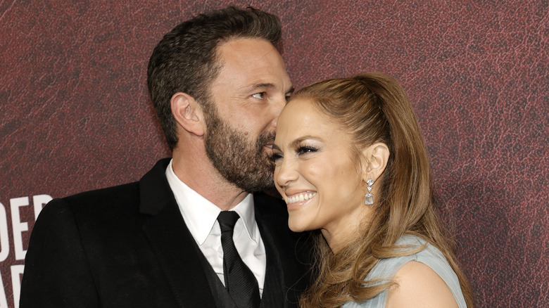 Ben Affleck et Jennifer Lopez ensemble sur le tapis rouge