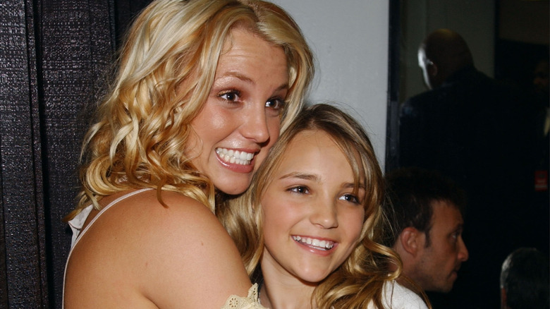 Britney et Jamie Lynn Spears sur le tapis rouge