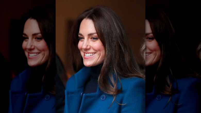 La nouvelle couleur de cheveux brun foncé de Kate Middleton