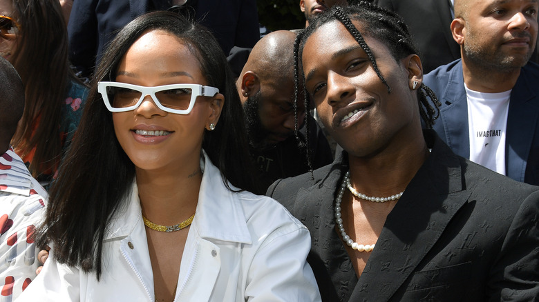 Rihanna et son petit ami A$AP Rocky lors d'un défilé de mode