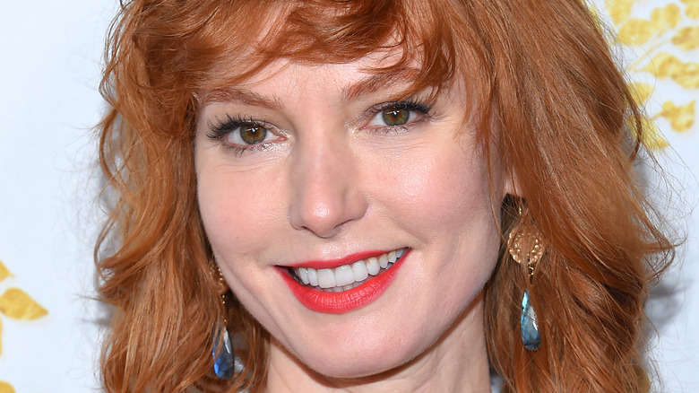 Alicia Witt partage de nouveaux détails déchirants sur la mort des parents