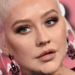 Christina Aguilera parle franchement de la réalisation de son premier album en espagnol depuis plus de 21 ans