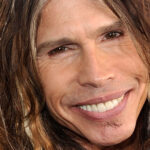 La transformation de Steven Tyler fait tourner les têtes