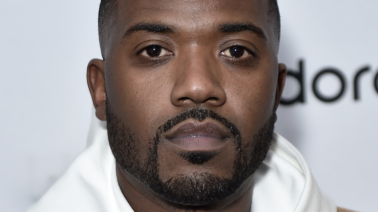 Ray J semble suivre les traces de Kanye West avec une rencontre surprise avec des célébrités