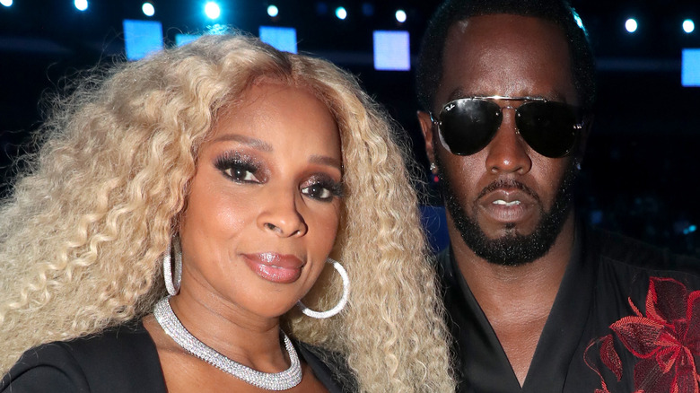 Mary J. Blige et Diddy posant ensemble