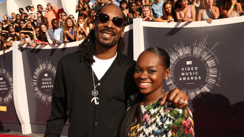 Snoop Dogg, Cori Broadus souriant