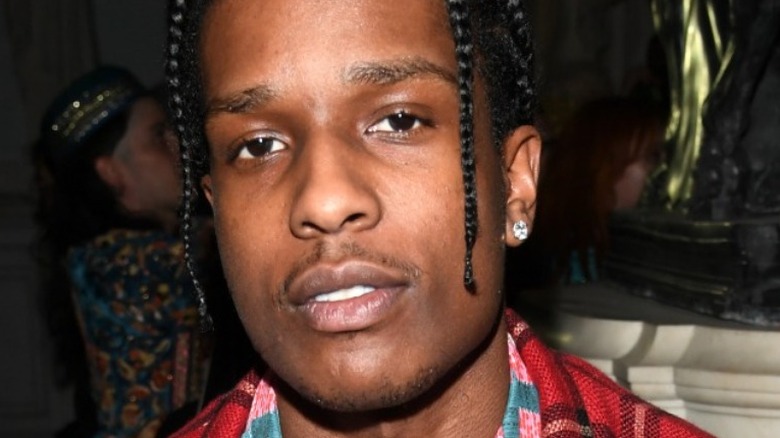 A$AP Rocky souriant