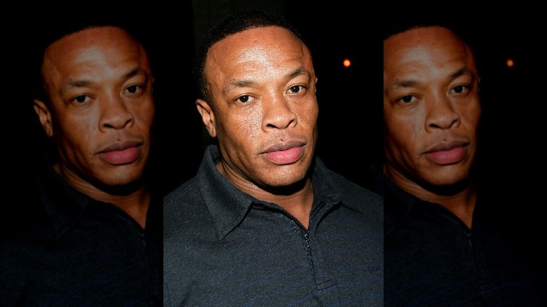 Dr Dre posant en 2008