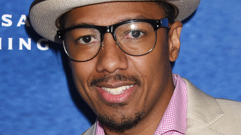 Nick Cannon souriant