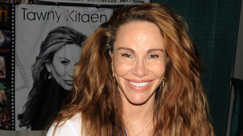 Tawny Kitaen souriant