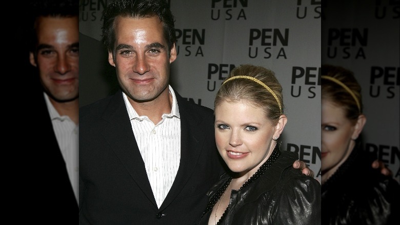 Adrian Pasdar et Natalie Maines, tous deux souriants