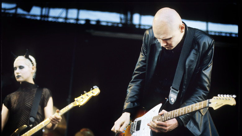 D'Arcy Wrestzky, Billy Corgan à la guitare