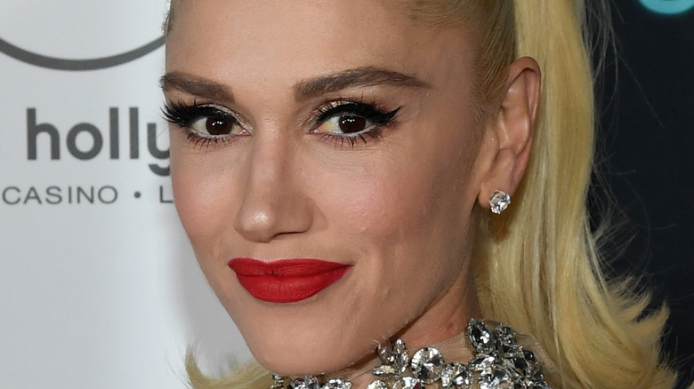 Les images de mariage invisibles de Gwen Stefani font dire à tout le monde la même chose