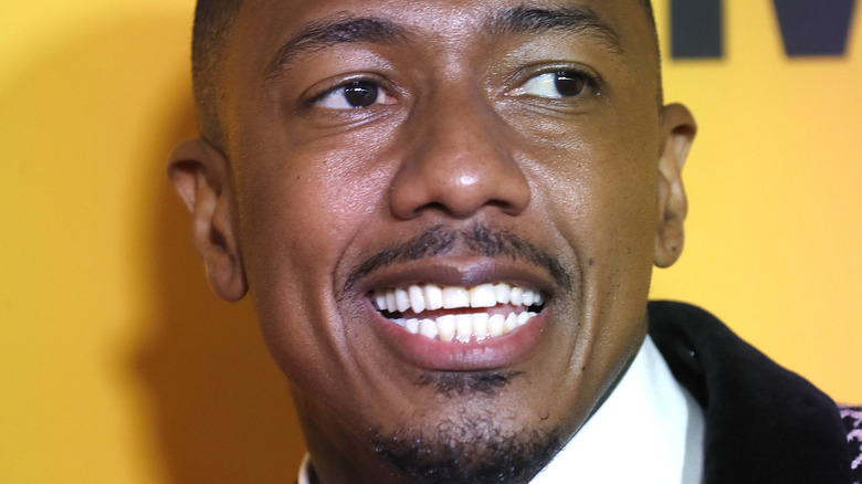 Quelle est la vraie signification derrière Weekend Girl de Nick Cannon ?  Voici ce que nous pensons