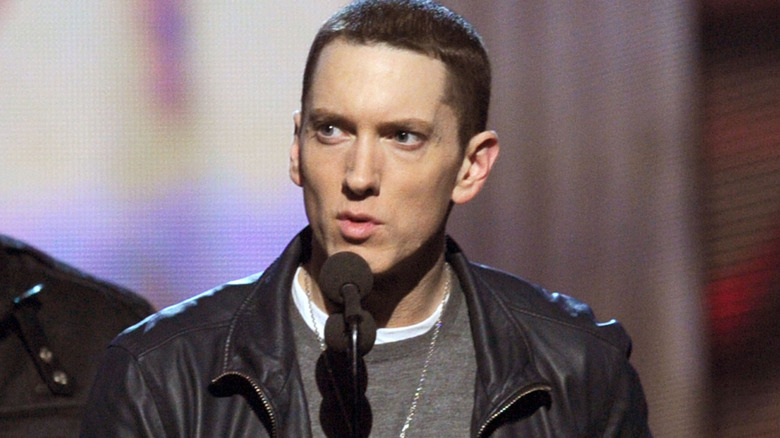 Eminem accepte un Grammy Award