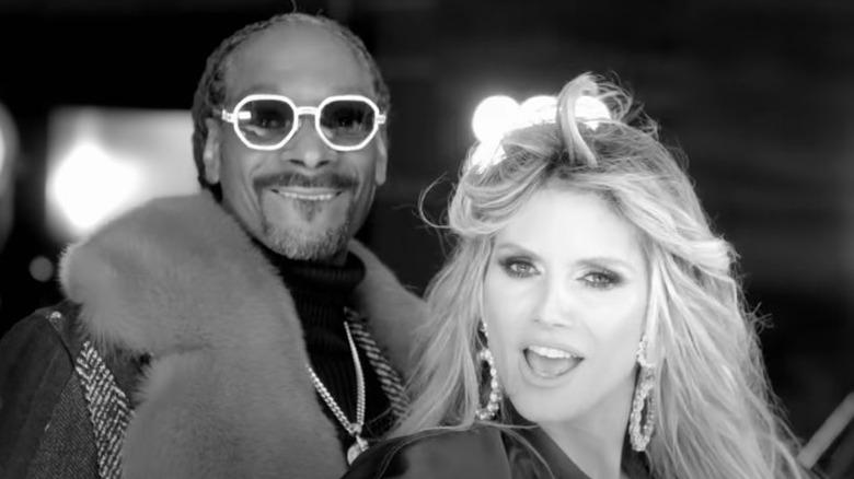 snoop dogg et heidi klum dans leur nouveau clip 