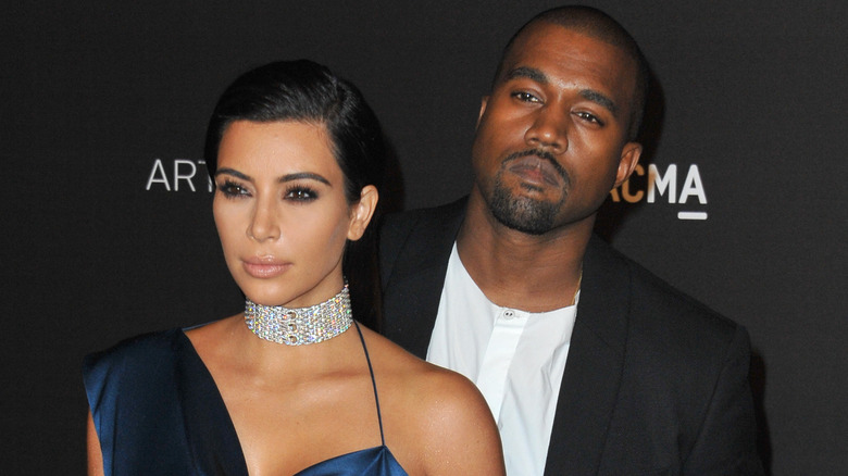 Kim Kardashian et Kanye "Ye" West posent