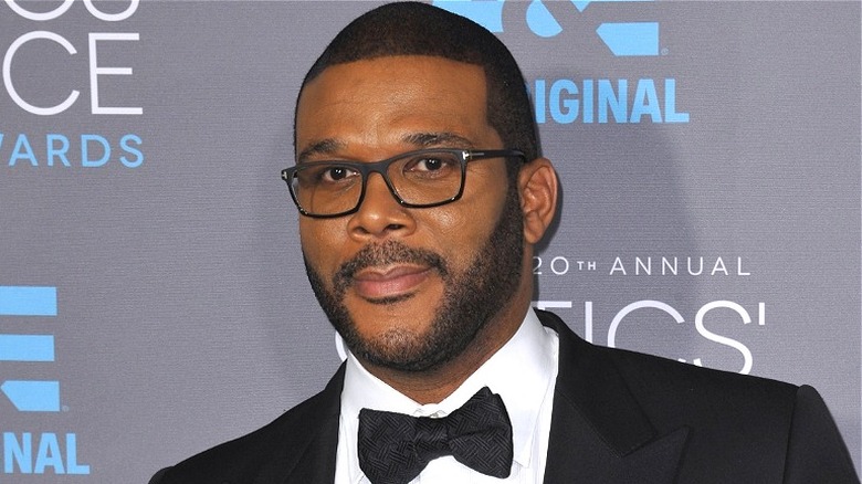 Tyler Perry souriant 