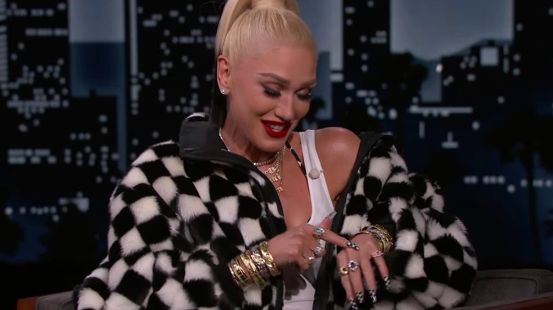 Gwen Stefani sur Jimmy Kimmel en direct