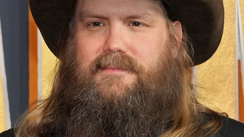 La vraie signification derrière la performance émotionnelle de Chris Stapleton aux ACM 2022