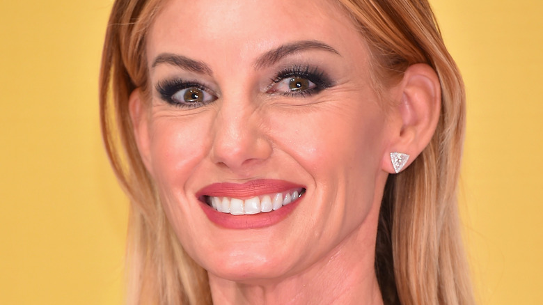 La transformation de Faith Hill de l’enfance à 54 ans