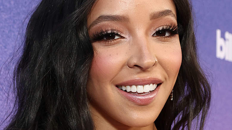 Tinashe révèle ce que c’était vraiment de travailler avec Britney Spears