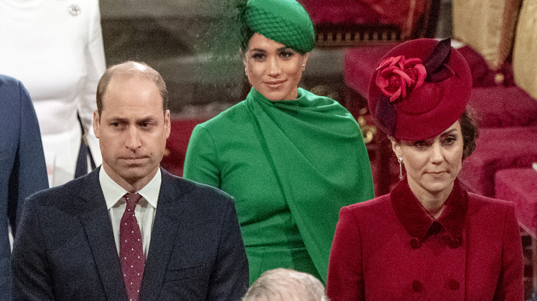 Le prince William, Meghan Markle et Kate Middleton froncent les sourcils