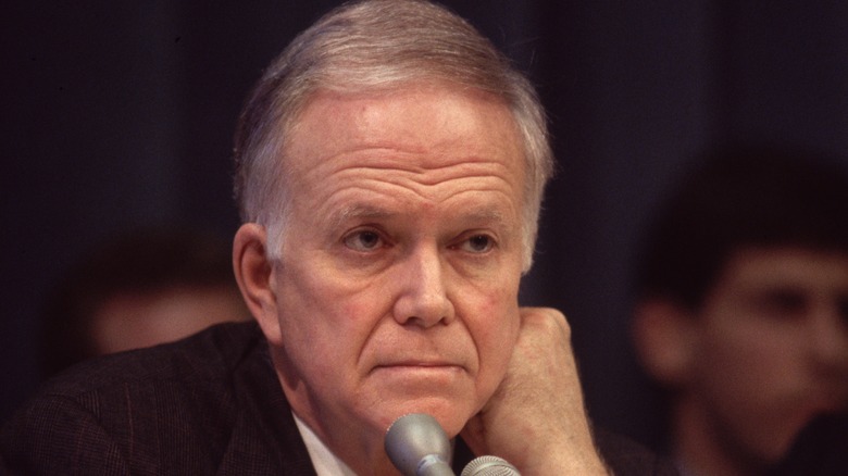 Bob Packwood au micro