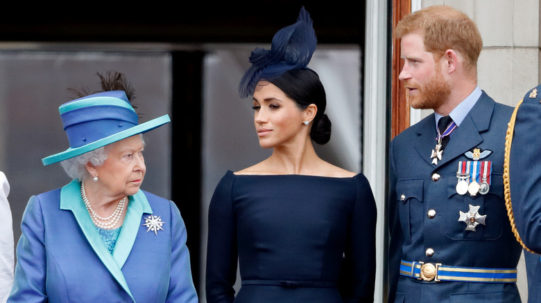 La reine Elizabeth, Meghan Markle et le prince Harry parlent